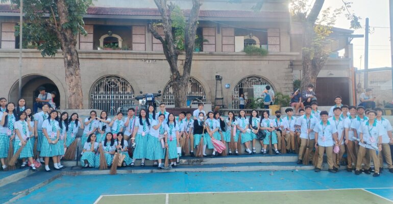 9-Earth-3