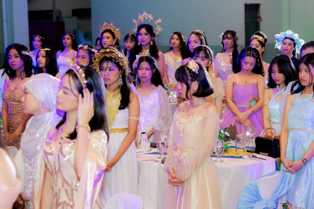 Amity-Night-6